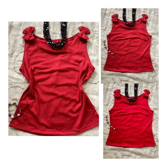 Cute crop top with bow on shoulder - Picture 4 of 4